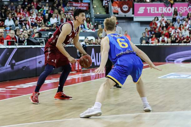 发挥均处于 发挥均处于