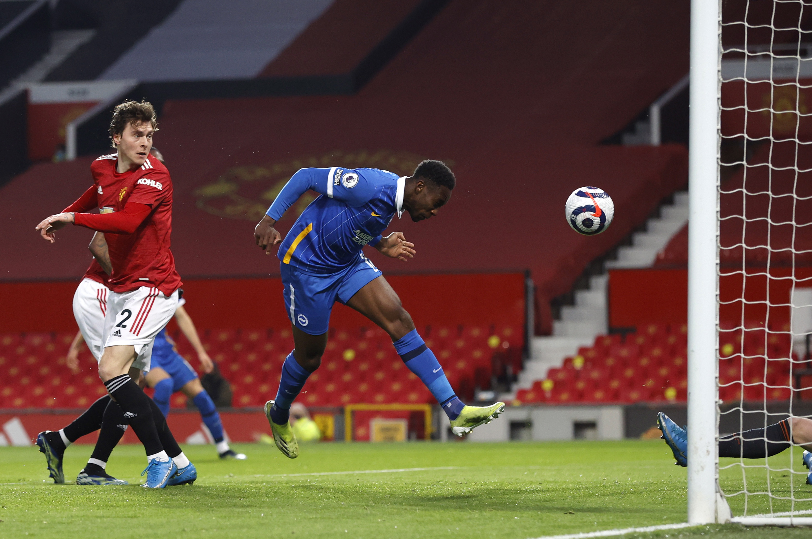 借主场优势 借主场优势