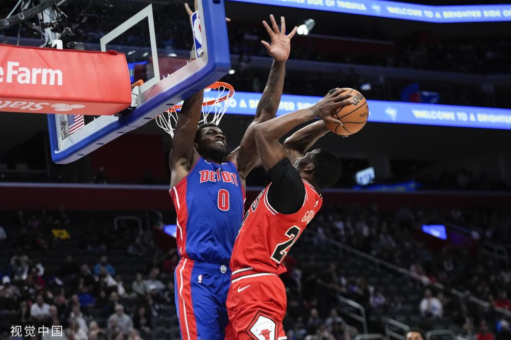 中表现失常 中表现失常