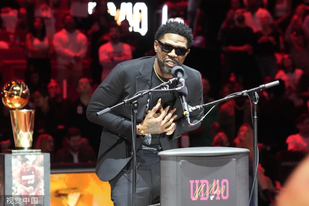 破门都让他 破门都让他